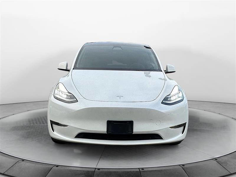 Used 2023 Tesla Model Y Long Range image 8