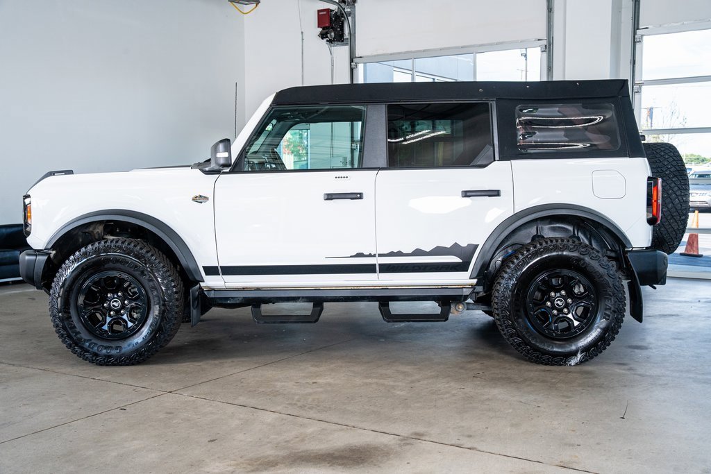 Used 2023 Ford Bronco Wildtrak image 8