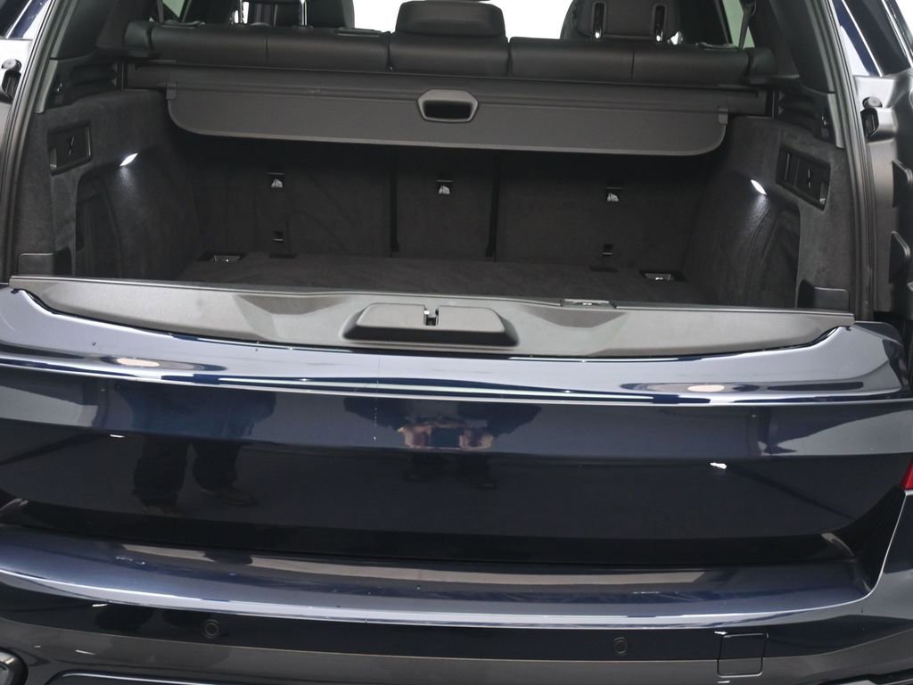 Used 2024 BMW X5 xDrive40i w/ M Sport Package image 15