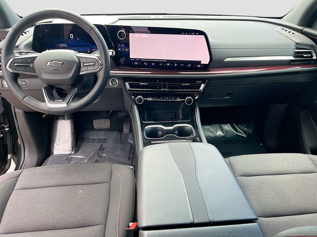 Used 2024 Chevrolet Traverse Z71 image 22