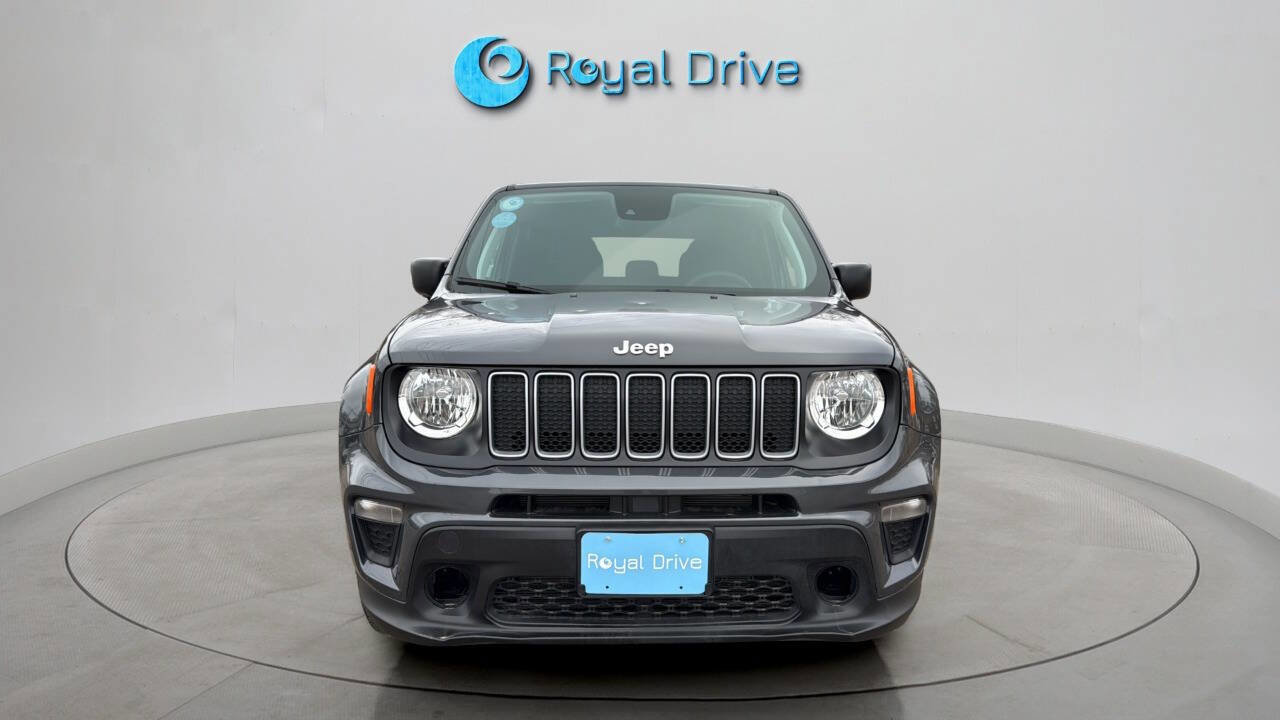Used 2023 Jeep Renegade Latitude image 9