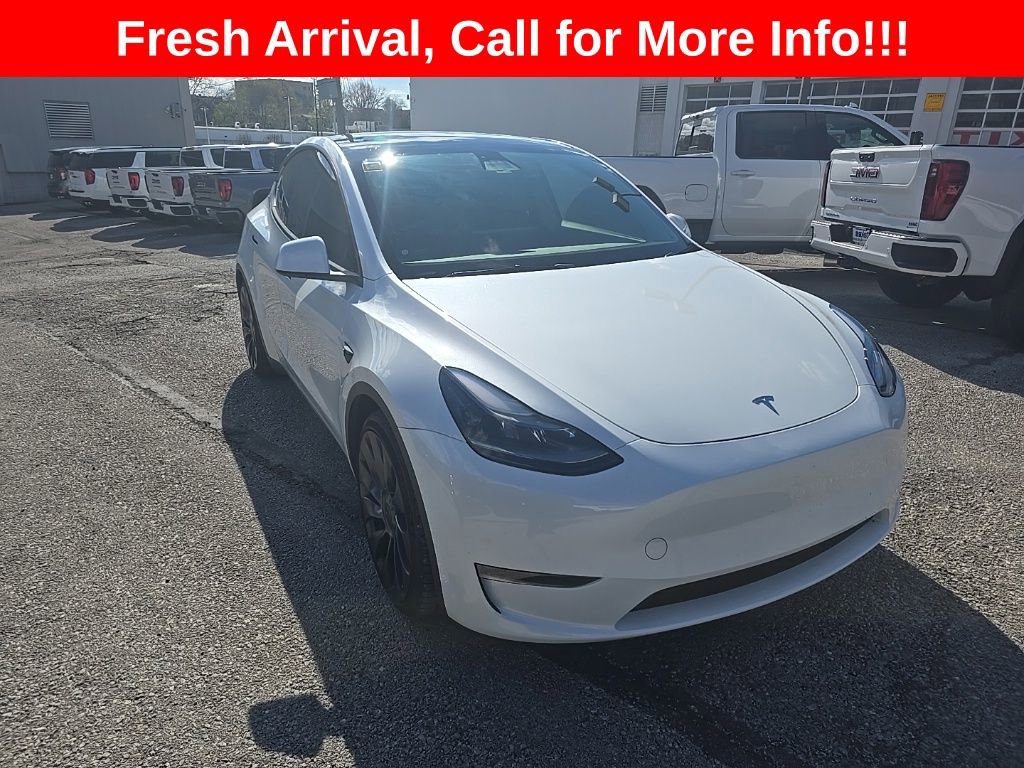 Used 2023 Tesla Model Y Performance image 1