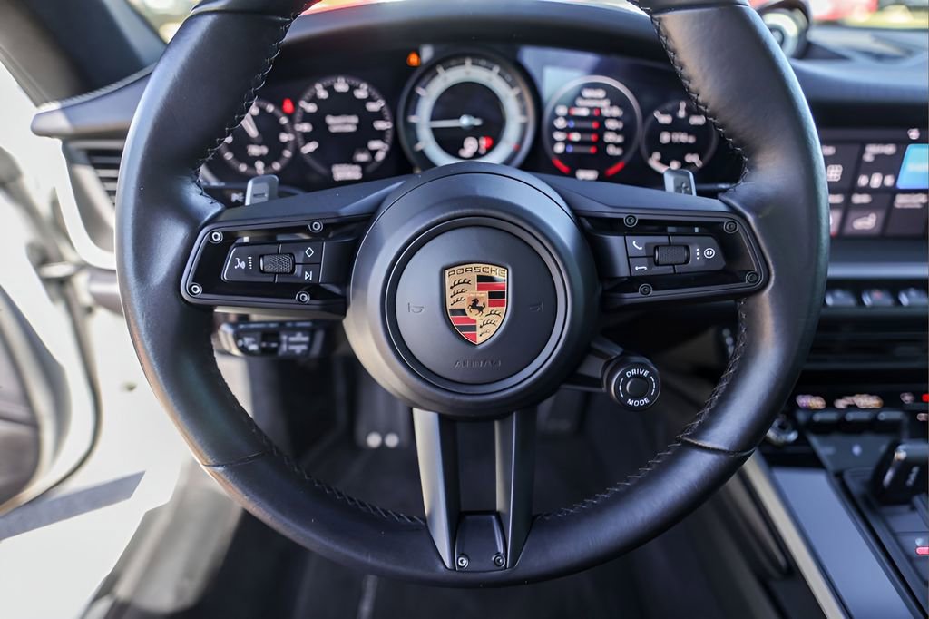 Used 2020 Porsche 911 Carrera S image 12