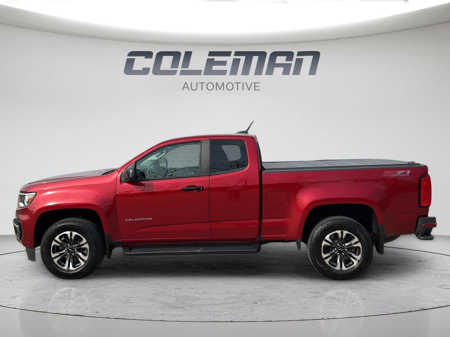 Used 2021 Chevrolet Colorado Z71 w/ Safety Package image 2