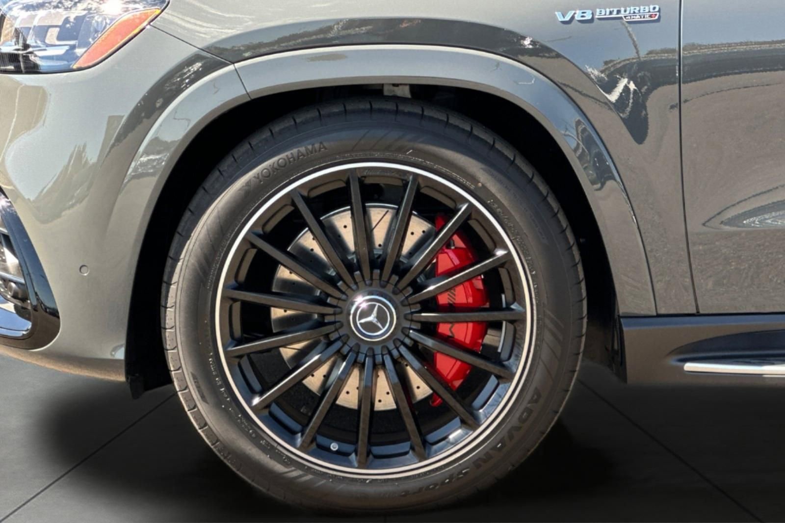 New 2026 Mercedes-Benz GLS 63 AMG 4MATIC image 3