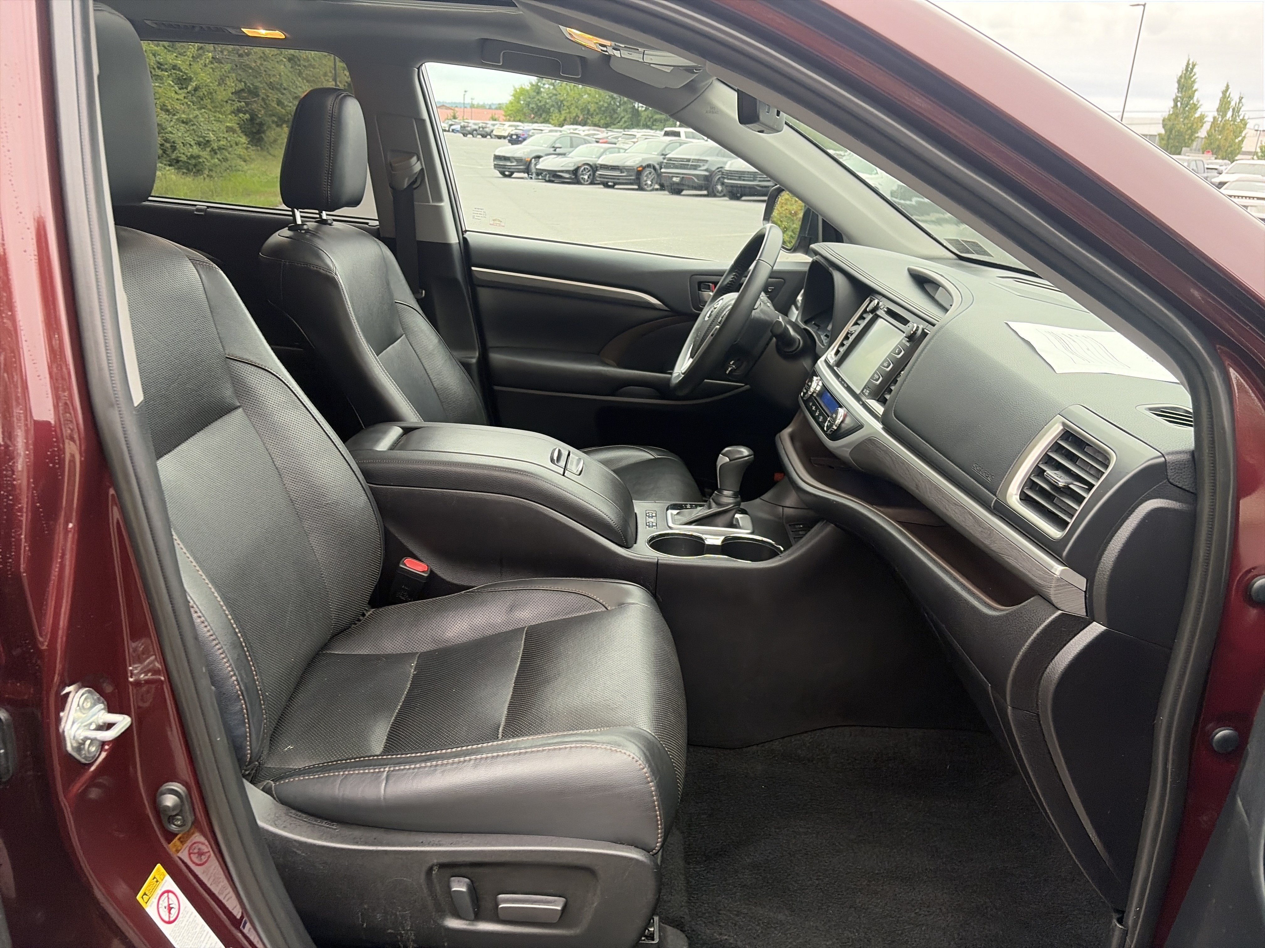 Used 2019 Toyota Highlander Limited AWD/4WD image 35
