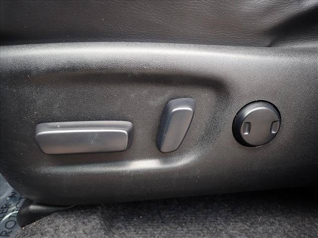 Used 2016 Toyota RAV4 SE AWD/4WD image 12