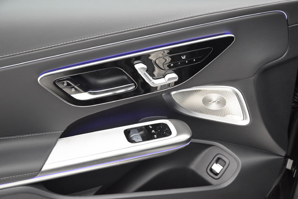 New 2027 Mercedes-Benz CLE 300 4MATIC Coupe image 21