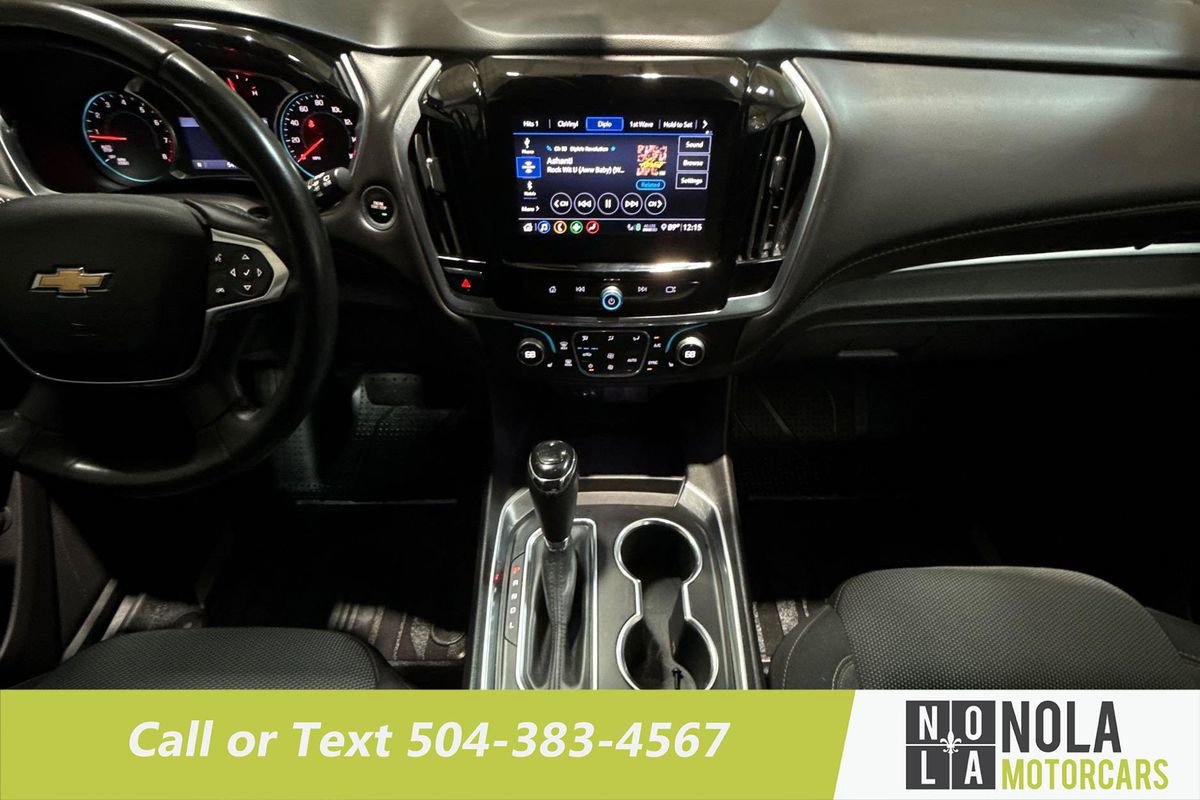 Used 2020 Chevrolet Traverse LT image 19