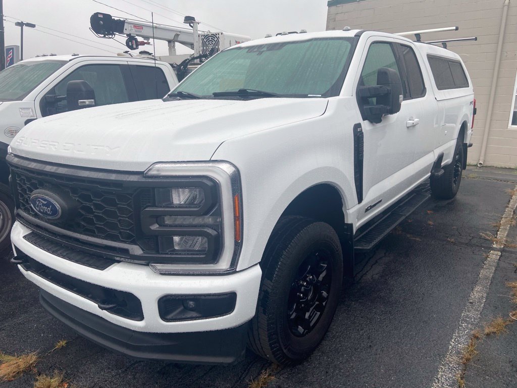 Used 2023 Ford F250 XLT w/ XLT Premium Package AWD/4WD image 1