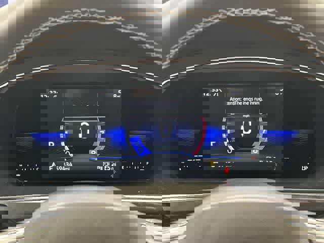 Certified 2022 Volkswagen Tiguan SE w/ Panoramic Sunroof Package image 7