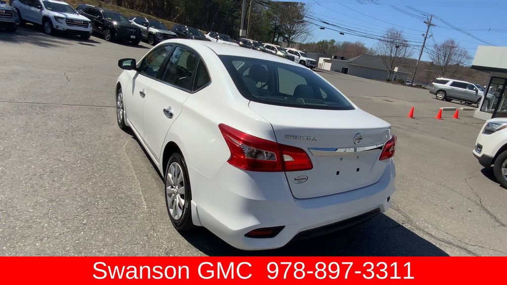 Used 2016 Nissan Sentra S image 8