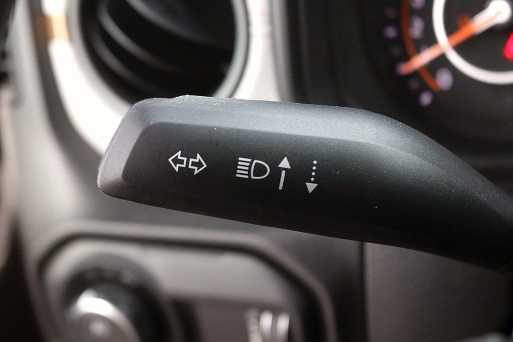 Used 2024 Jeep Gladiator Sport image 23