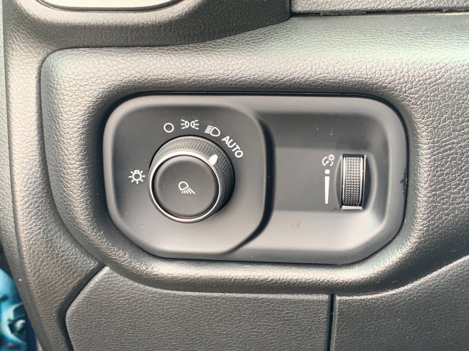 Used 2024 RAM 2500 Tradesman image 29