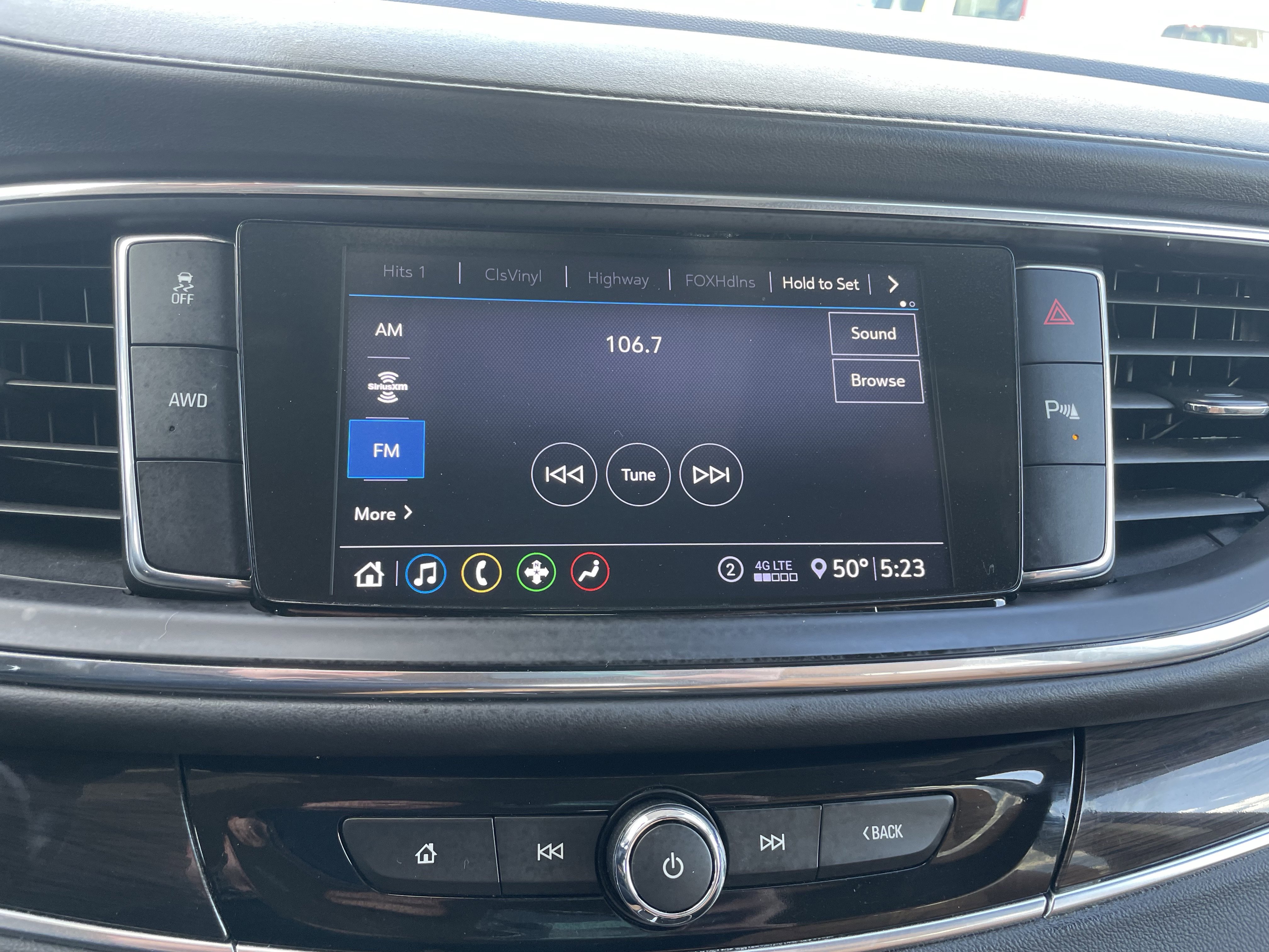 Used 2020 Buick Enclave Essence w/ LPO, Floor Liner Package AWD/4WD image 20