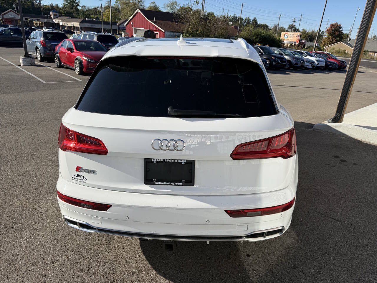 Used 2018 Audi SQ5 Premium Plus w/ S Sport Package AWD/4WD image 9