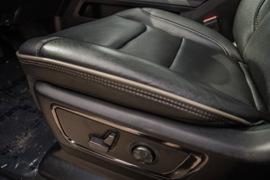 Certified 2023 RAM 1500 Limited w/ Body Color Bumper Group image 47