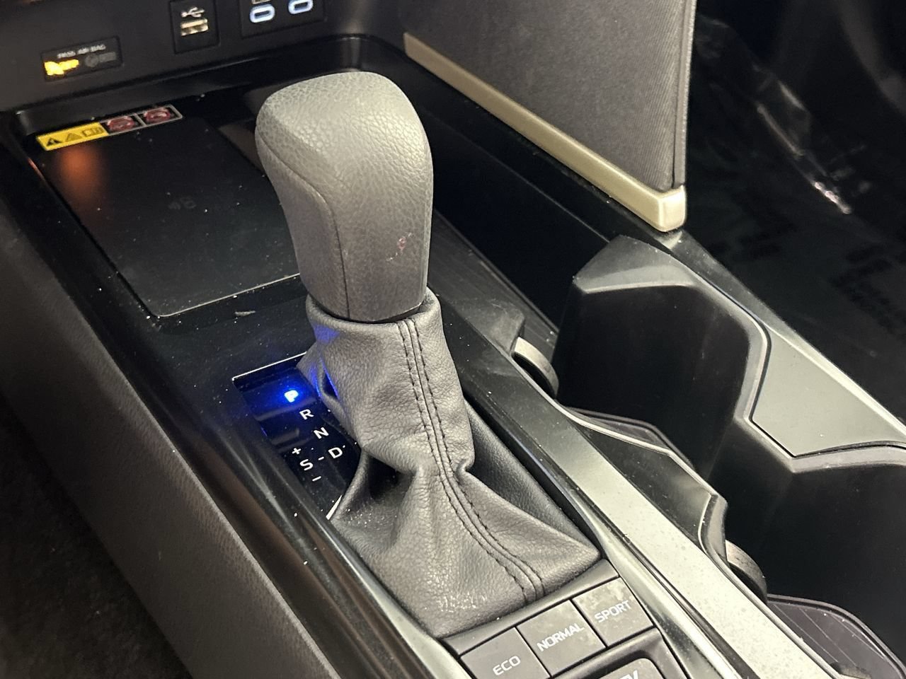Used 2026 Toyota Camry LE FWD image 15