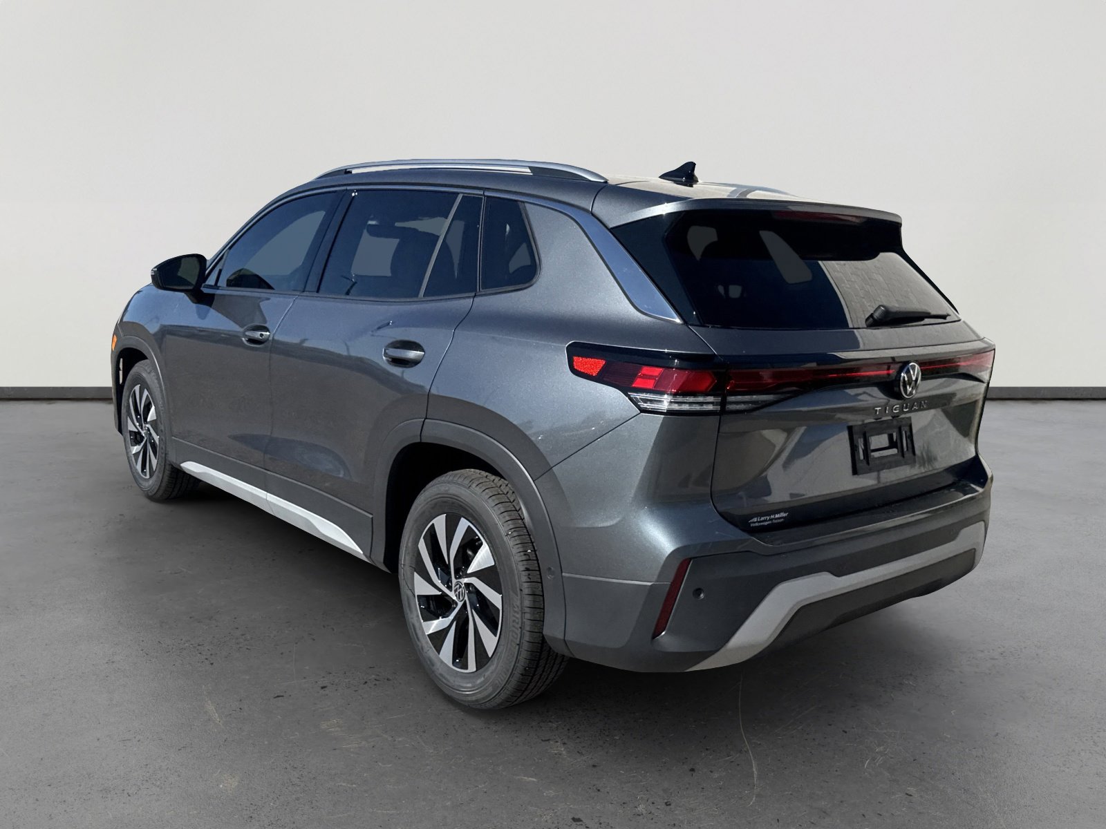 New 2026 Volkswagen Tiguan S image 4