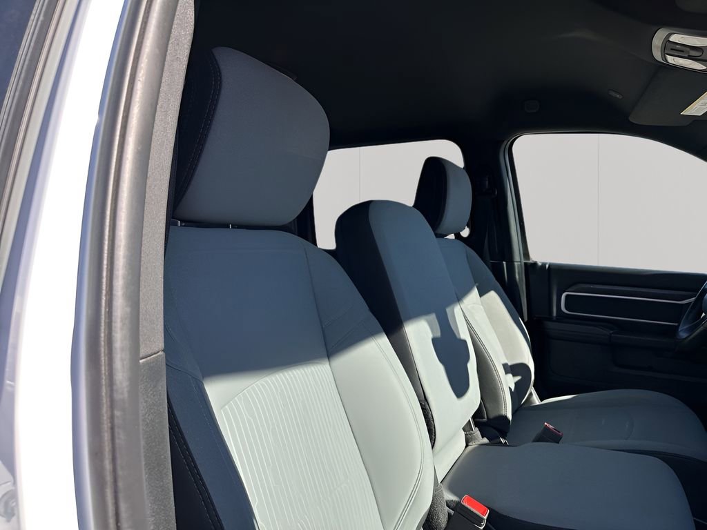 Used 2024 RAM 3500 Big Horn image 14