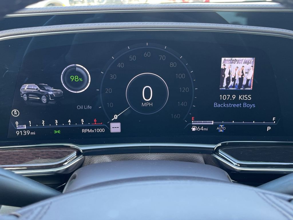 Used 2023 Cadillac Escalade Premium Luxury Platinum image 3