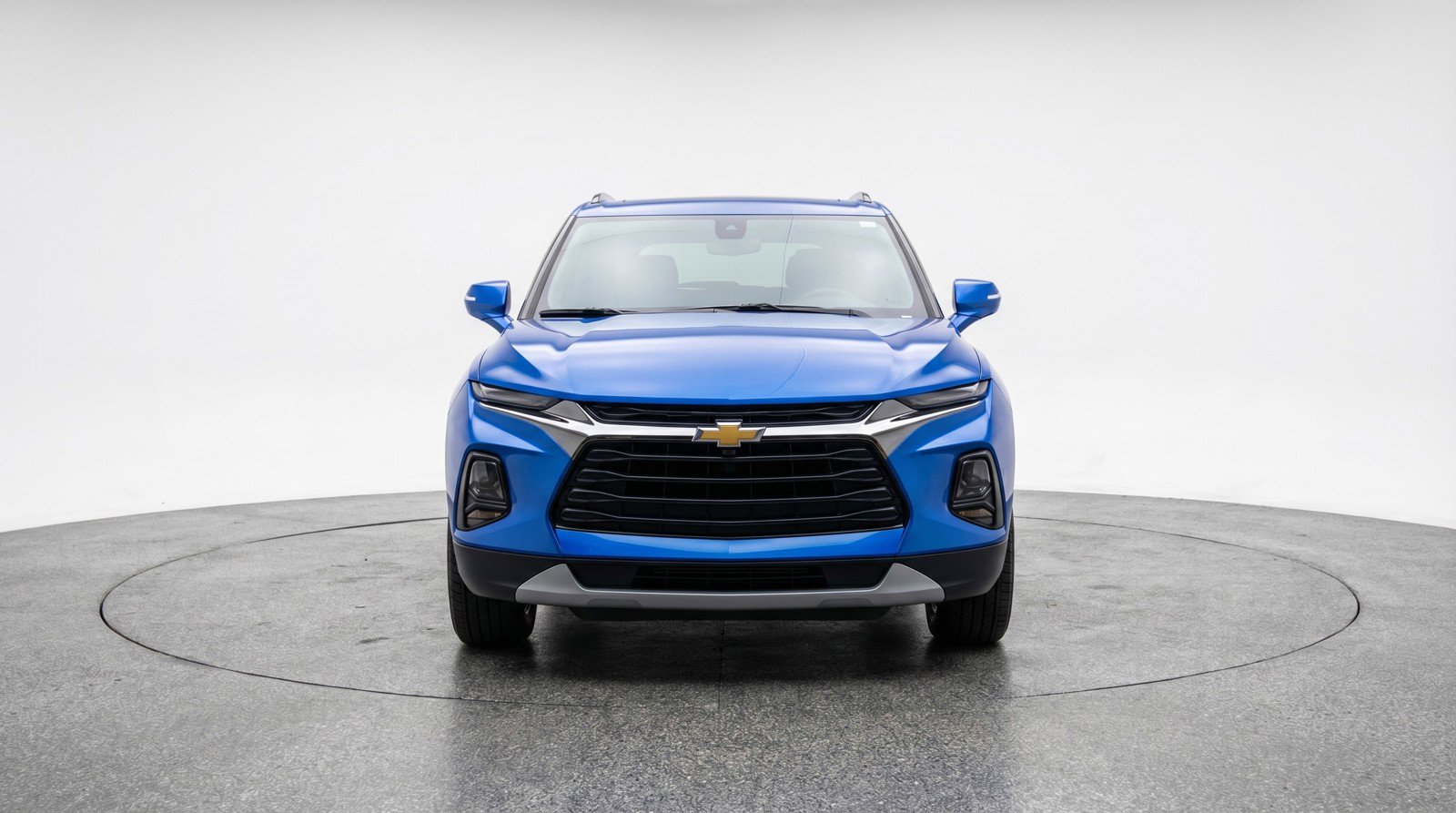 Used 2025 Chevrolet Blazer LT image 2