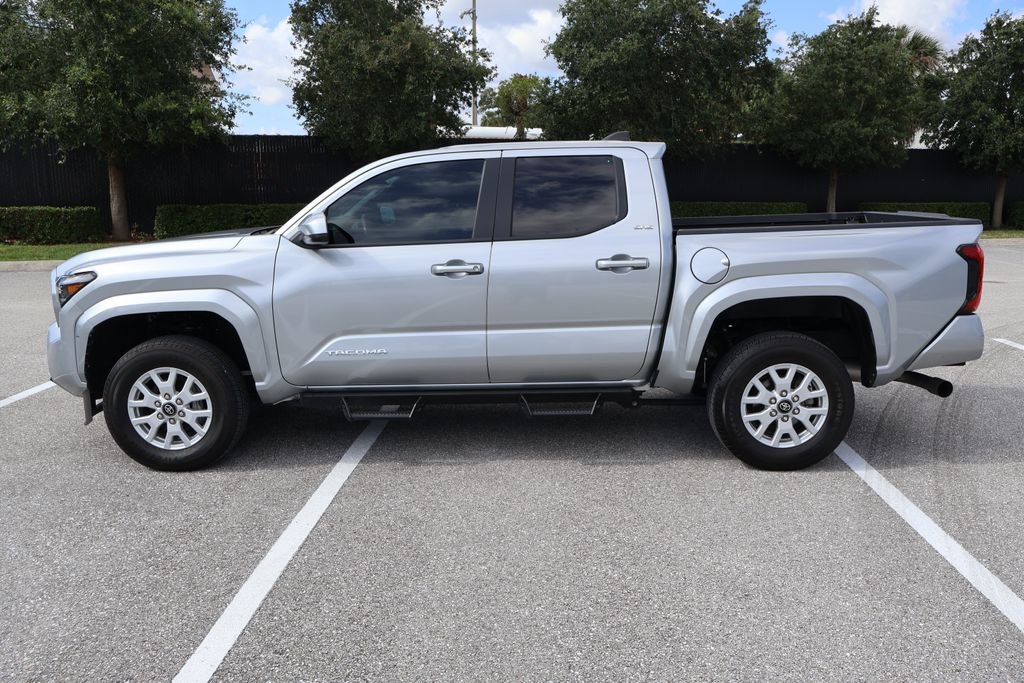 Used 2024 Toyota Tacoma SR5 RWD image 12