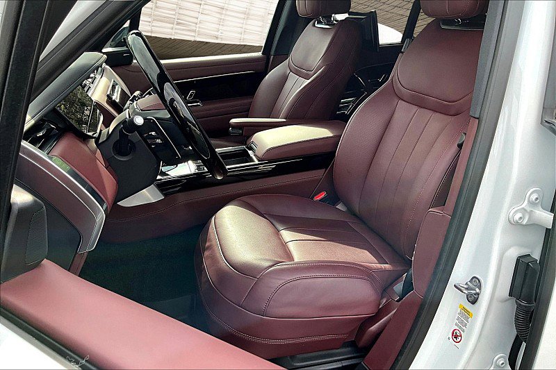 Used 2023 Land Rover Range Rover SE image 27