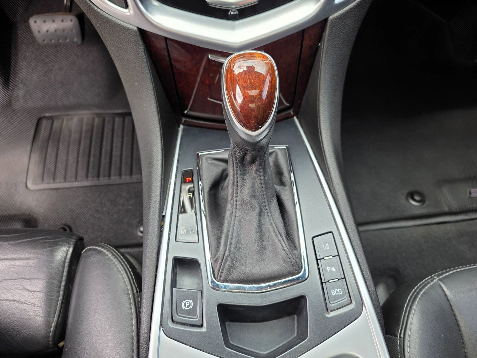 Used 2016 Cadillac SRX Luxury w/ Driver Awareness Package FWD image 42