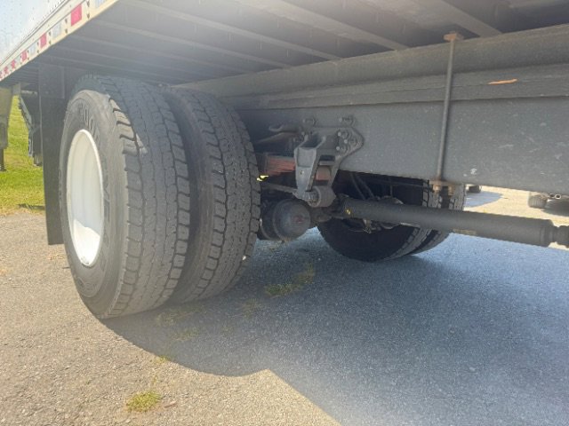 Used 2022 Ford F750 2WD Regular Cab Super Duty image 6