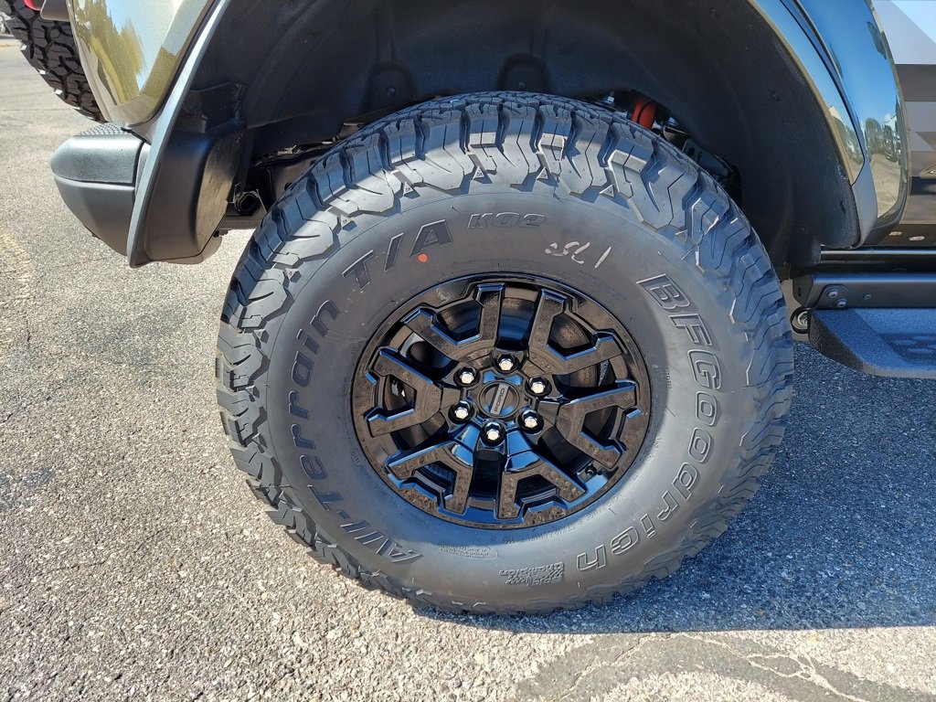 New 2025 Ford Bronco Raptor image 11