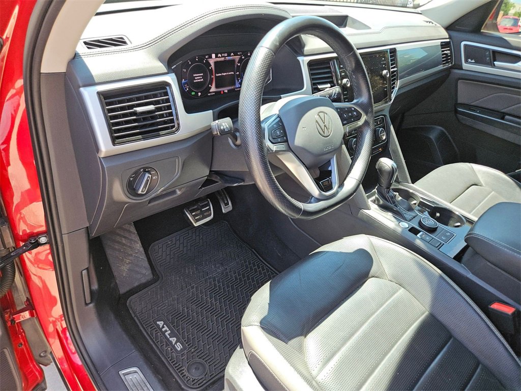 Used 2021 Volkswagen Atlas SEL Premium image 18