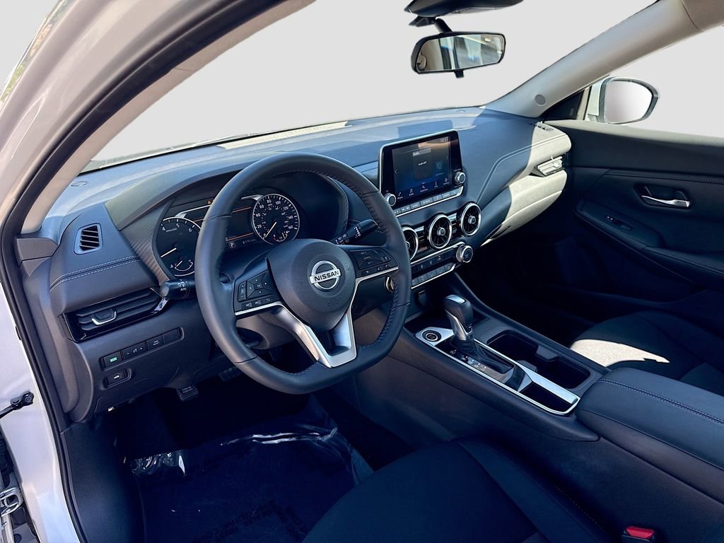 Certified 2023 Nissan Sentra SV w/ Trunk Package image 2