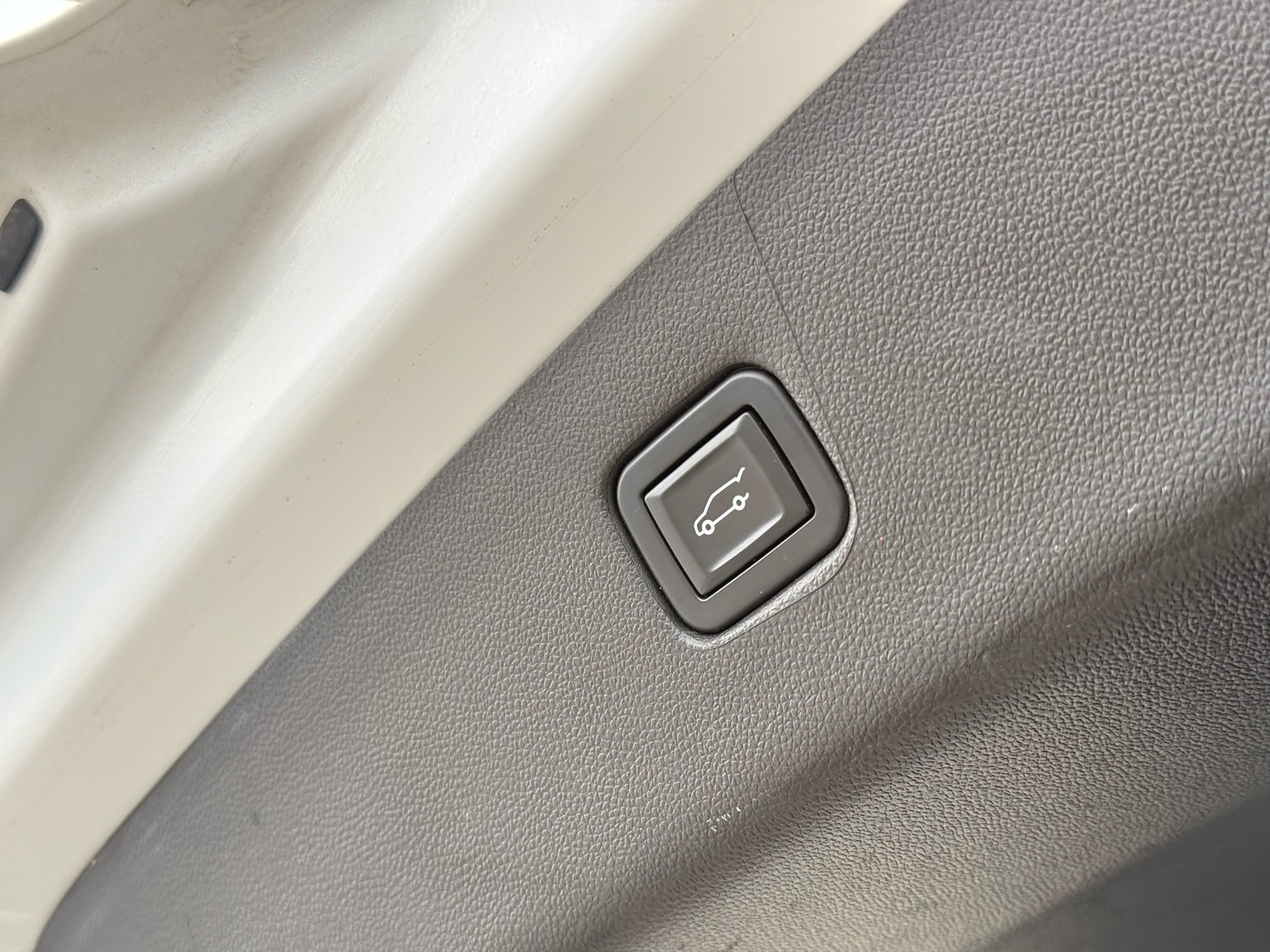 Used 2022 Chevrolet Blazer LT image 29