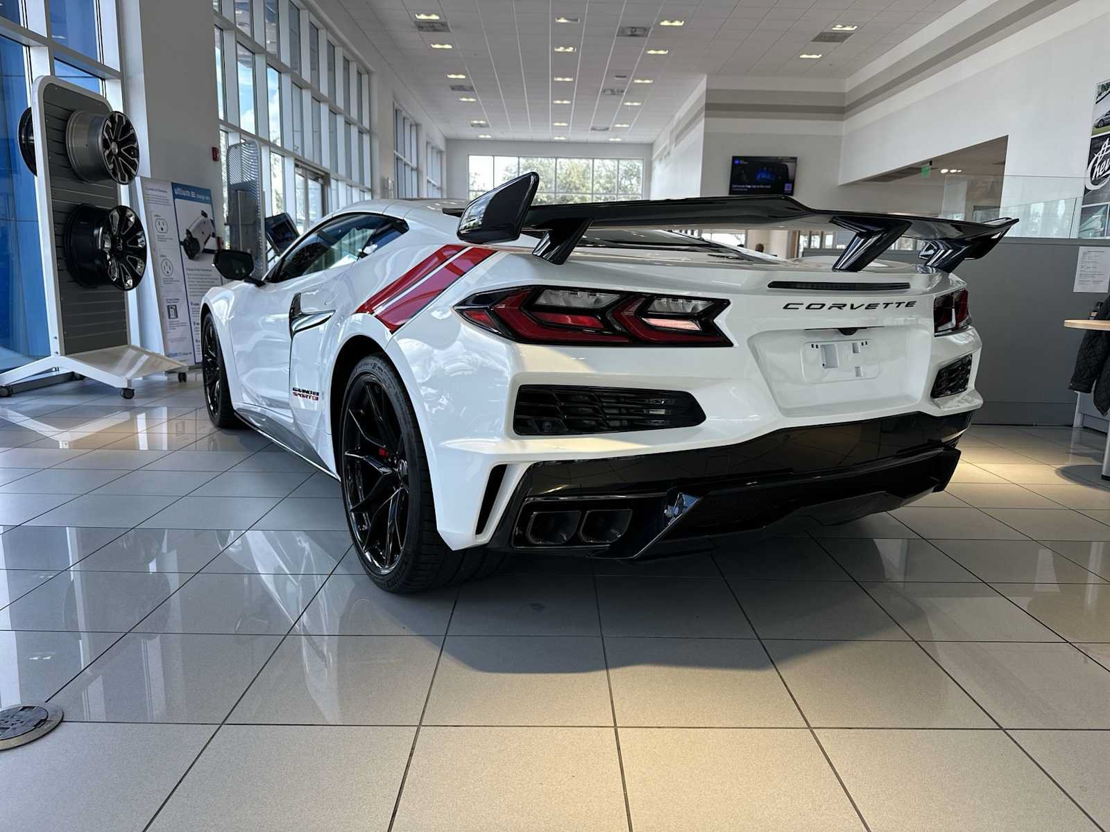 New 2027 Chevrolet Corvette Grand Sport w/ Z52 Sport Performance Package RWD image 4