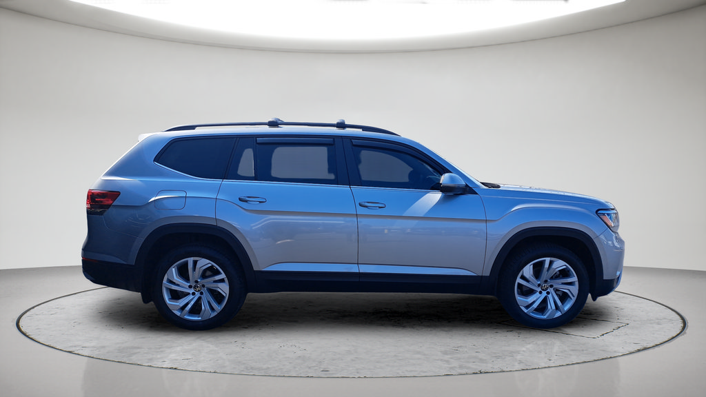 Used 2023 Volkswagen Atlas SE AWD/4WD image 2