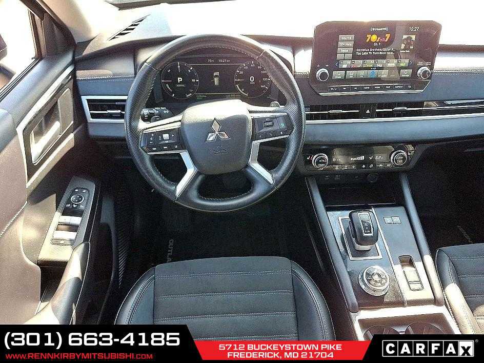 Used 2024 Mitsubishi Outlander SE image 11