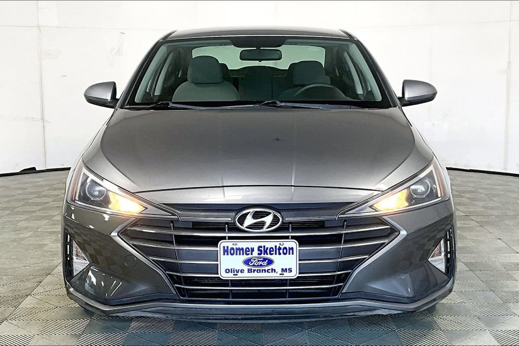 Used 2019 Hyundai Elantra SE image 3