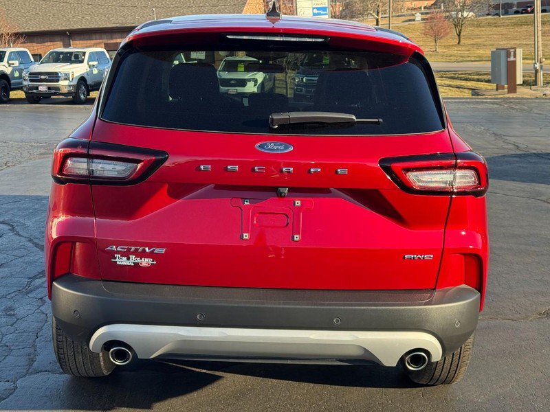 Used 2023 Ford Escape Active w/ Tech Pack #2 AWD/4WD image 6
