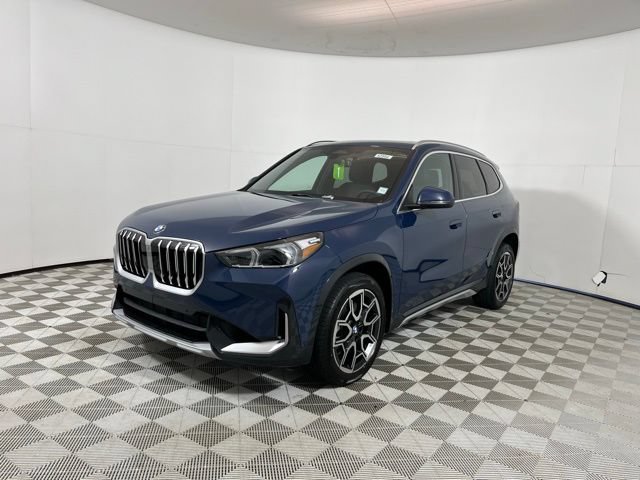 Used 2026 BMW X1 xDrive28i w/ Convenience Package AWD/4WD image 3