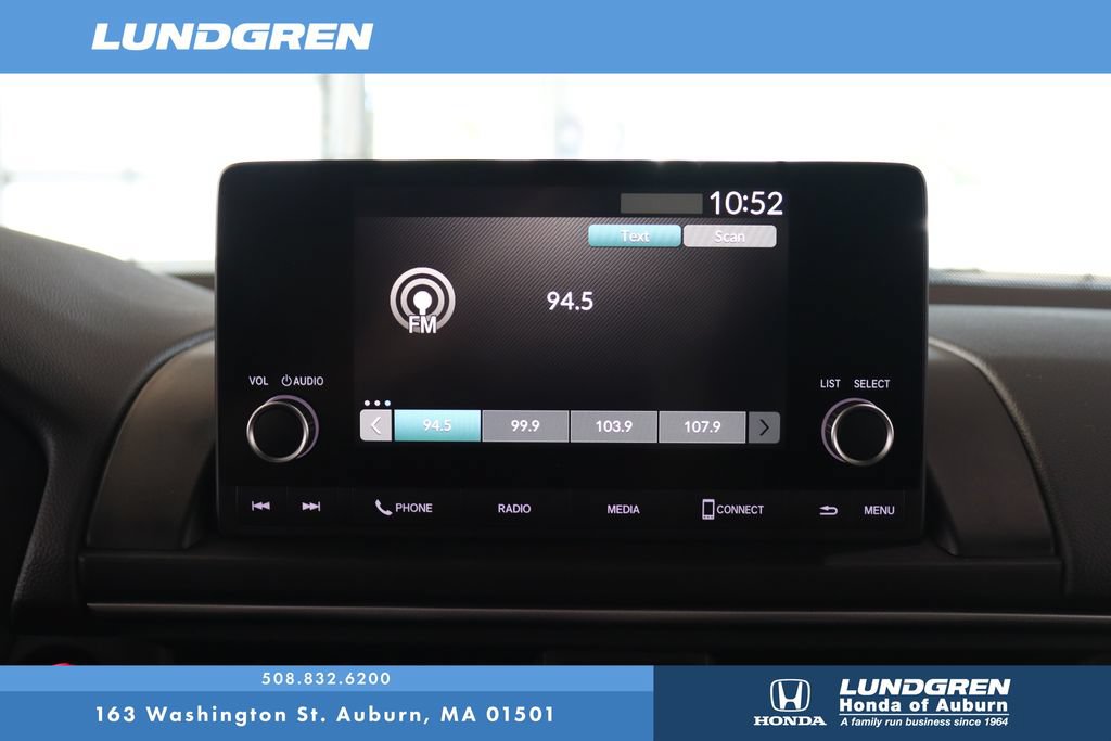 Used 2025 Honda Pilot Sport image 23