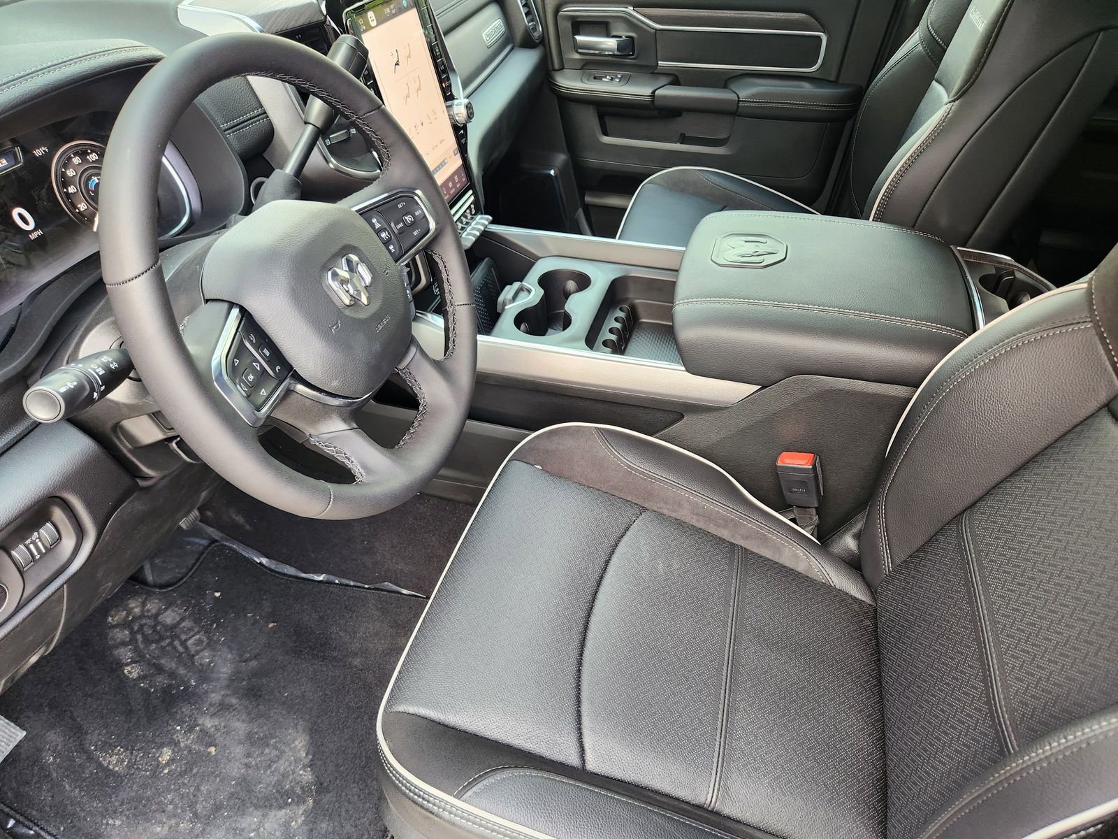 New 2026 RAM 2500 Laramie w/ Night Edition image 14