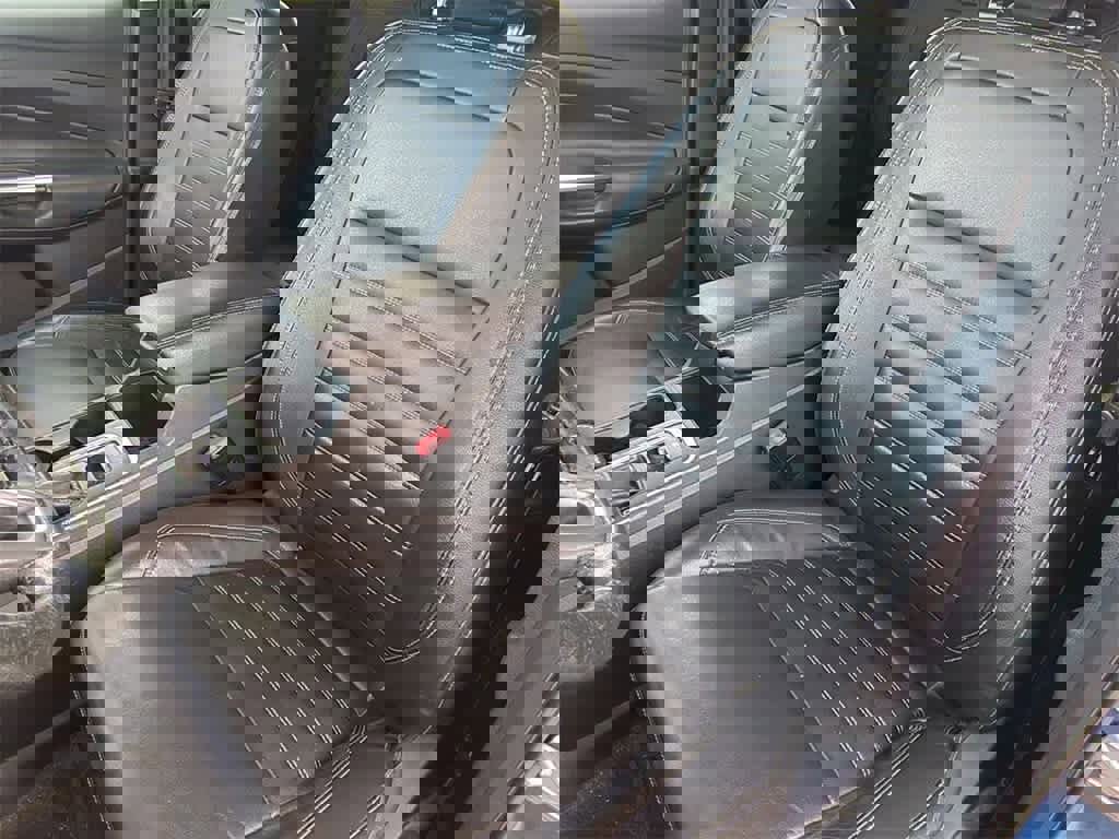 Used 2017 Ford Escape Titanium w/ Equipment Group 301A image 14