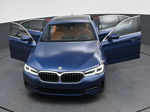 Used 2023 BMW 530i w/ Premium Package RWD image 40