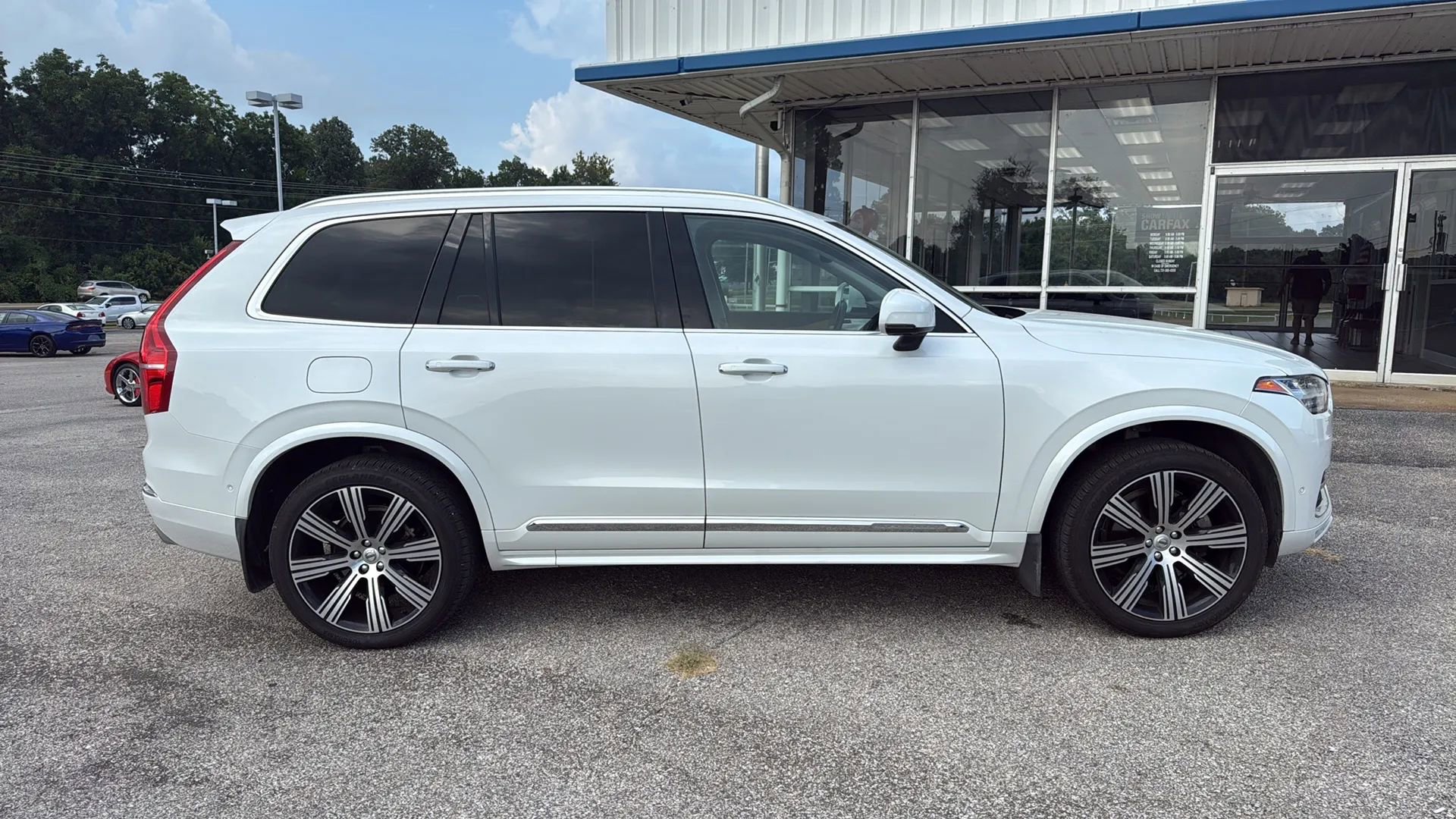 Used 2020 Volvo XC90 T6 Inscription w/ Protection Package image 4
