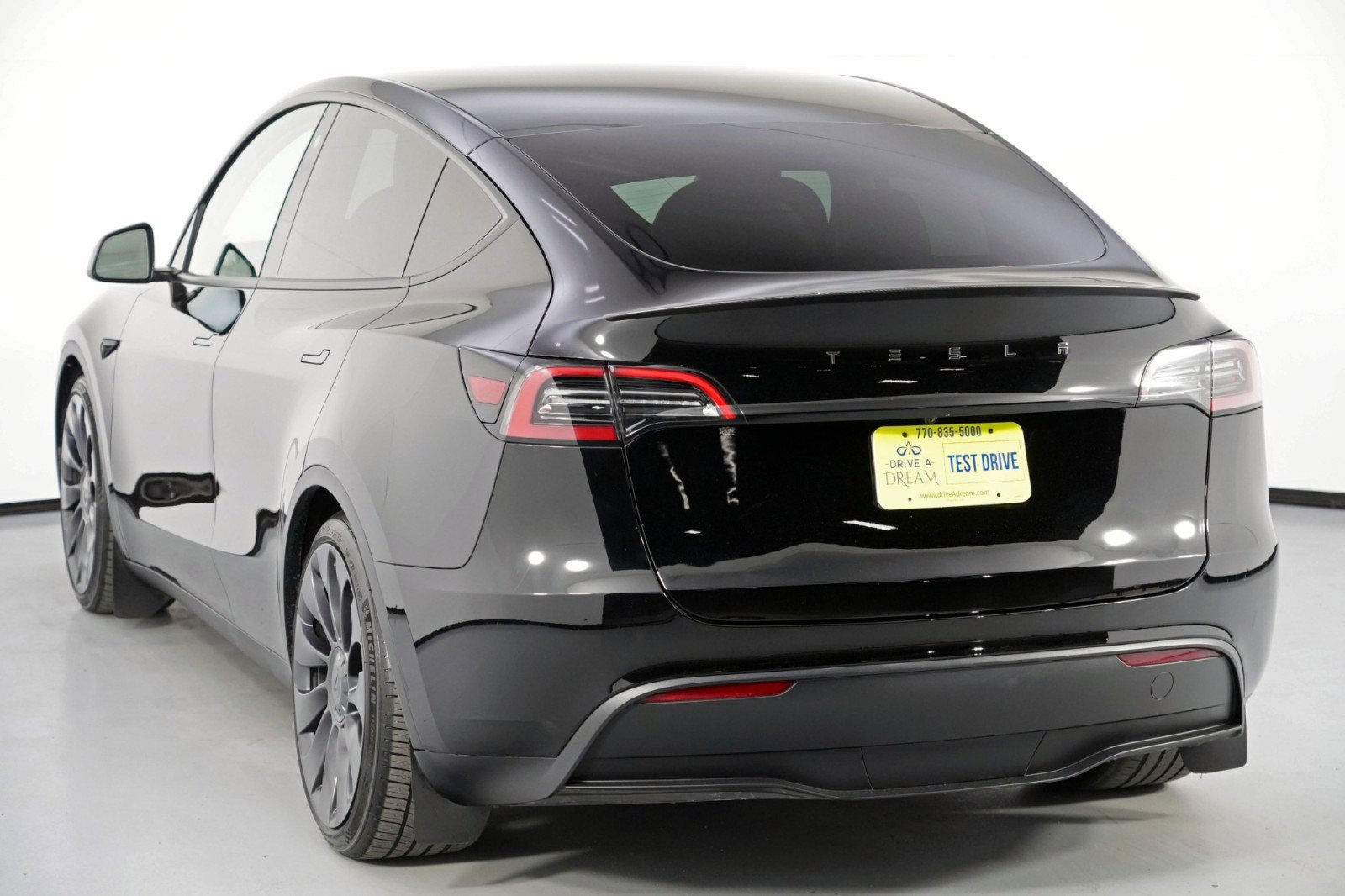 Used 2023 Tesla Model Y Performance image 50