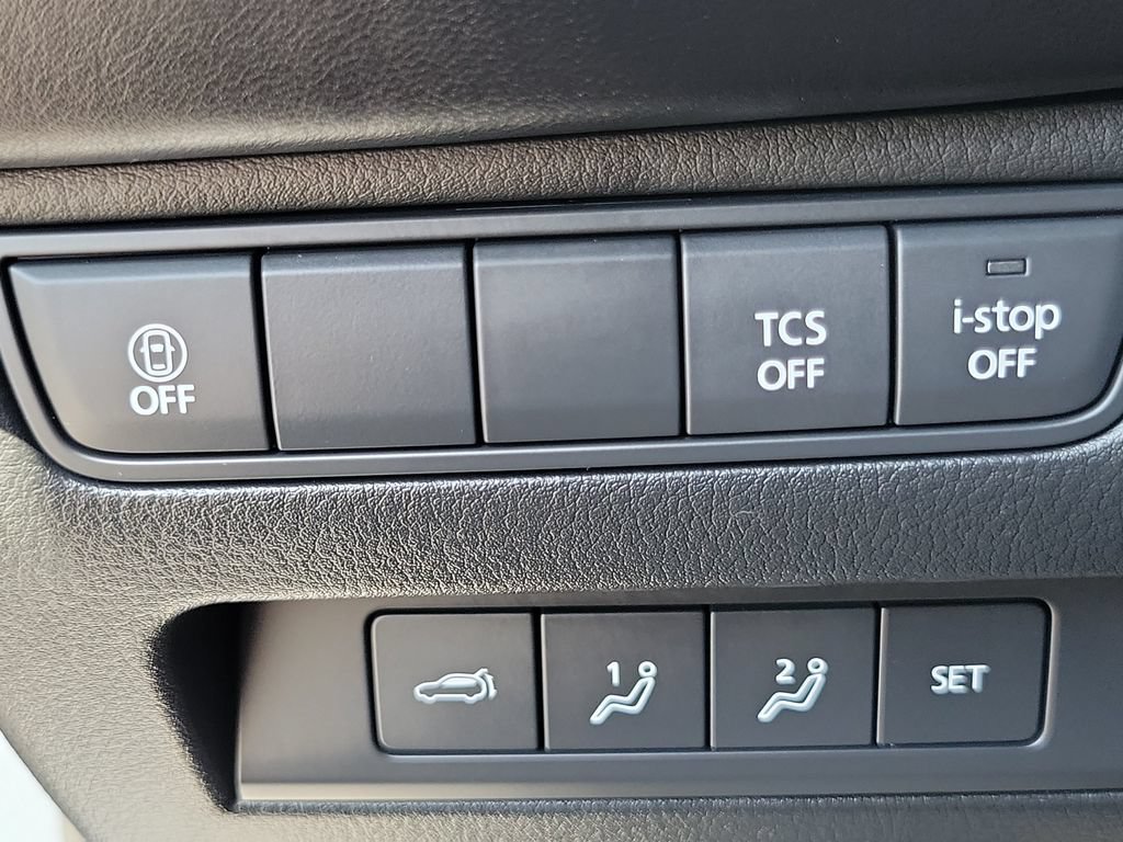 Certified 2025 MAZDA CX-50 Meridian Edition AWD/4WD image 16