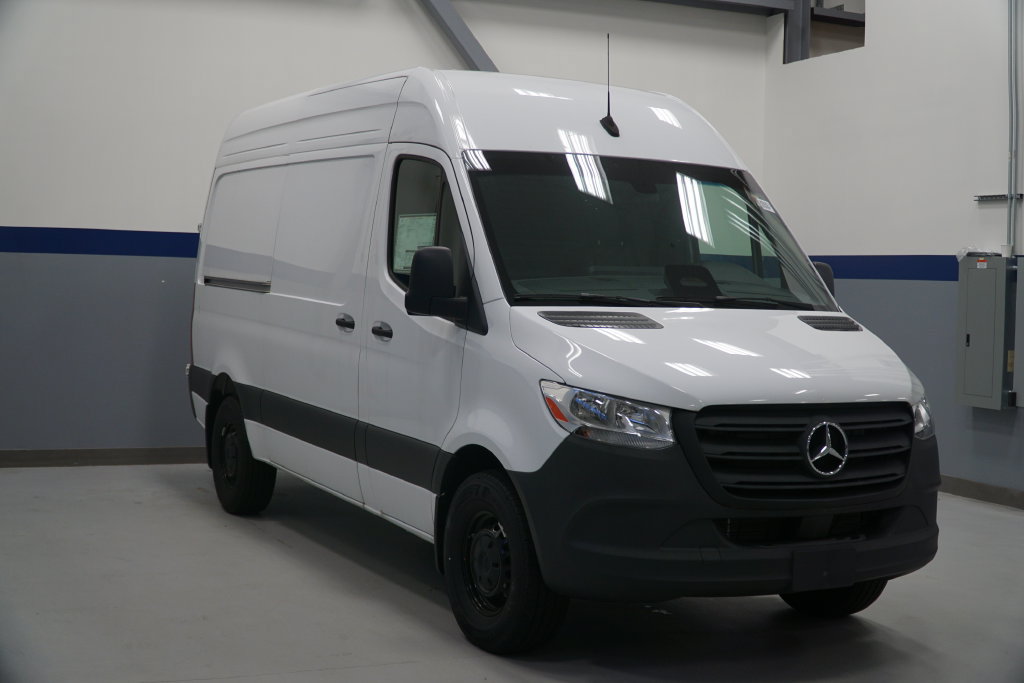 New 2025 Mercedes-Benz Sprinter 2500 image 1
