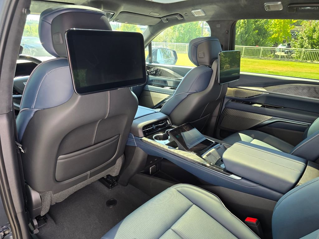 New 2025 Cadillac Escalade IQ Luxury 2 image 20