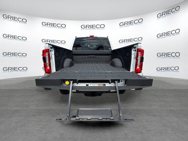 Used 2024 Ford F250 Lariat w/ Lariat Ultimate Package AWD/4WD image 14